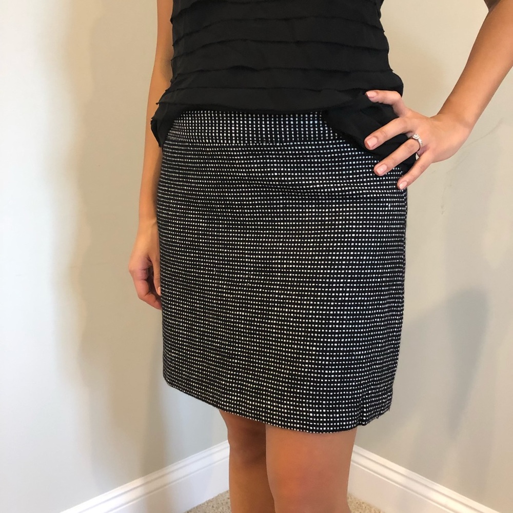 🏁 check skirt